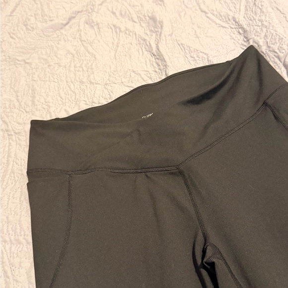 PureLuxe by Fabletics Flare Leggings – Women’s Size XL - Picture 4 of 11